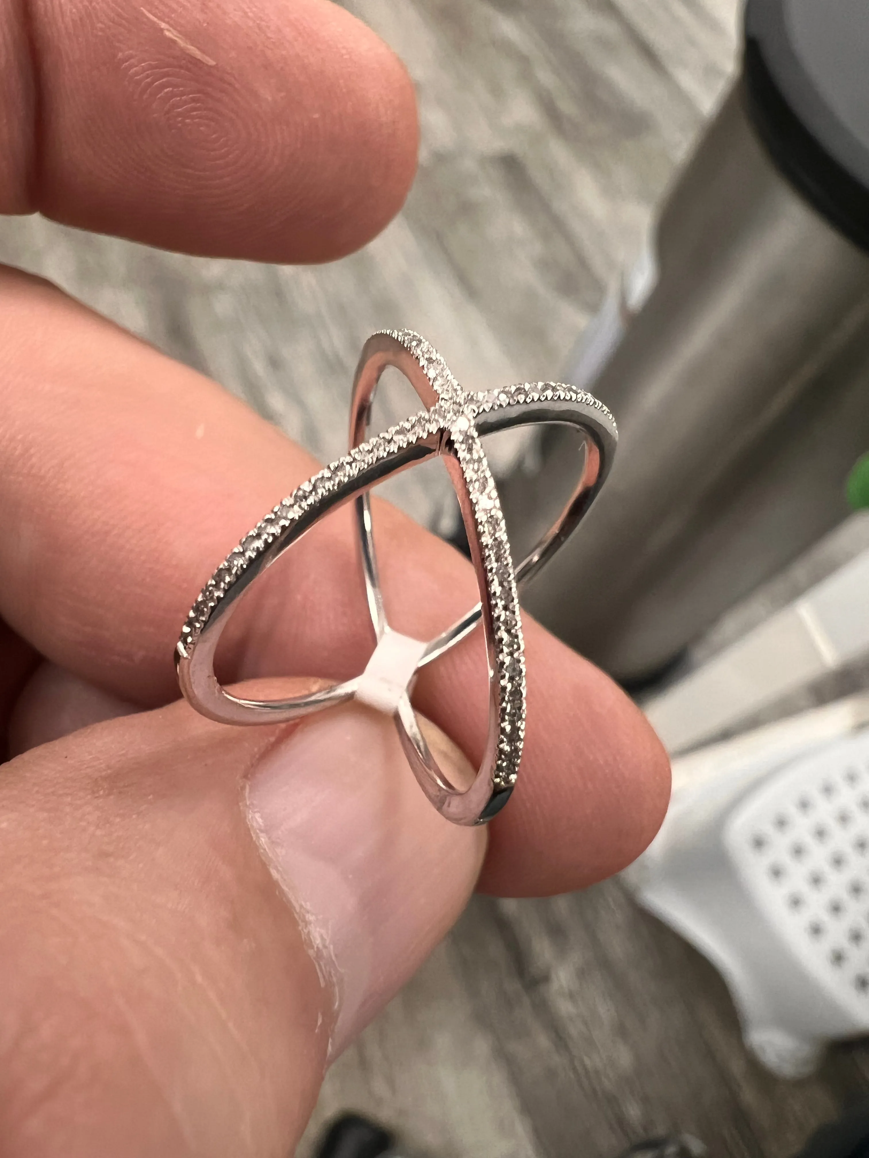 10k white gold X diamonds ring-20730