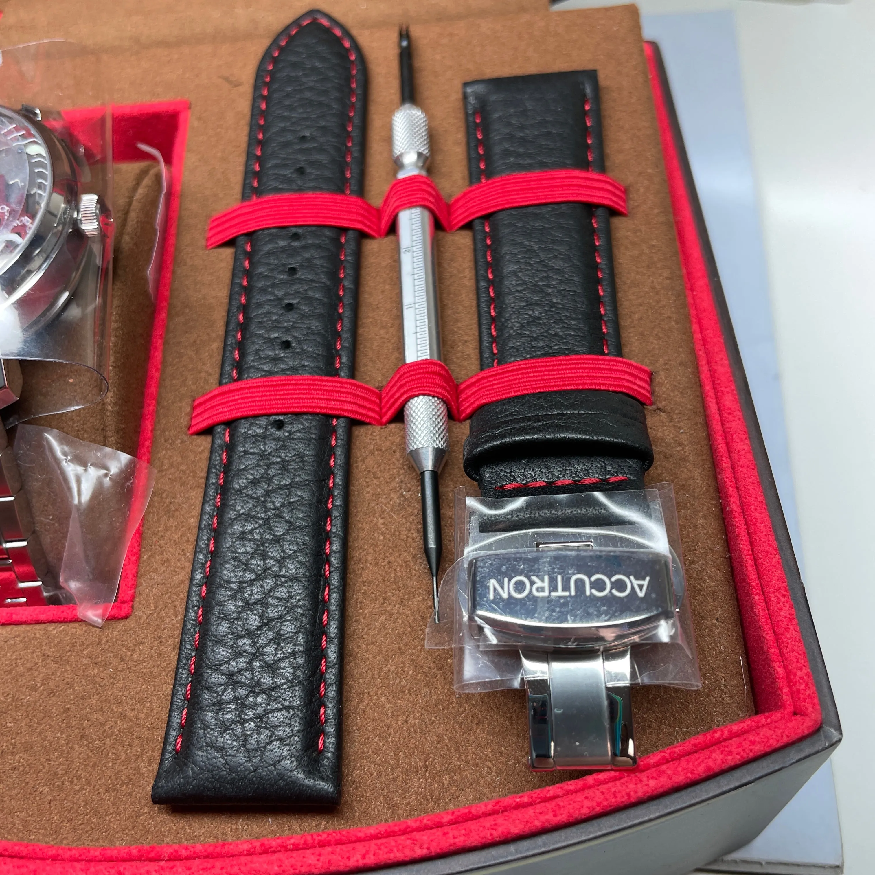 Accutron Spaceview 2020 X RedBar Edition Watch 2ES6A008 Set