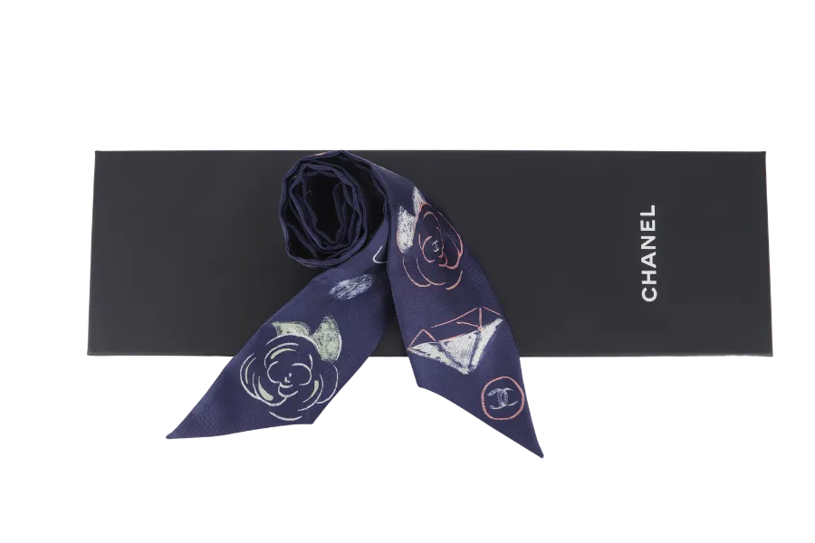 CHANEL TWILLY SCARF CAMELLIA REVIRSIBLE BLUE SILK WITH BOX