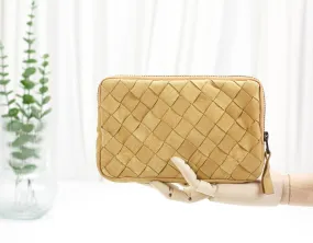 Chloe clutch wallet - Natural brown handwoven leather