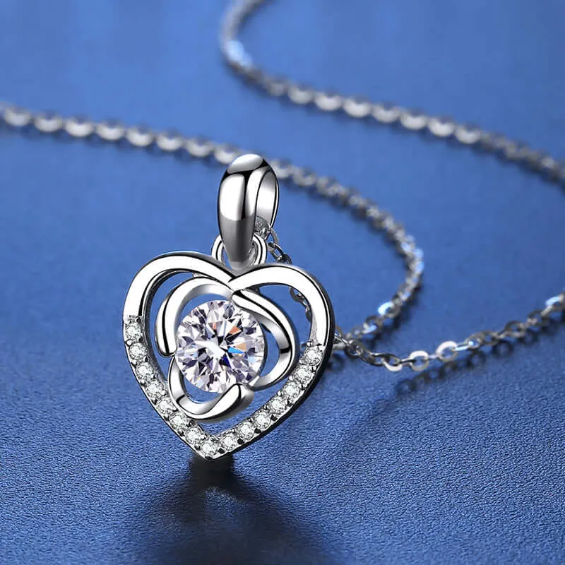 Clover Heart Moissanite Necklace