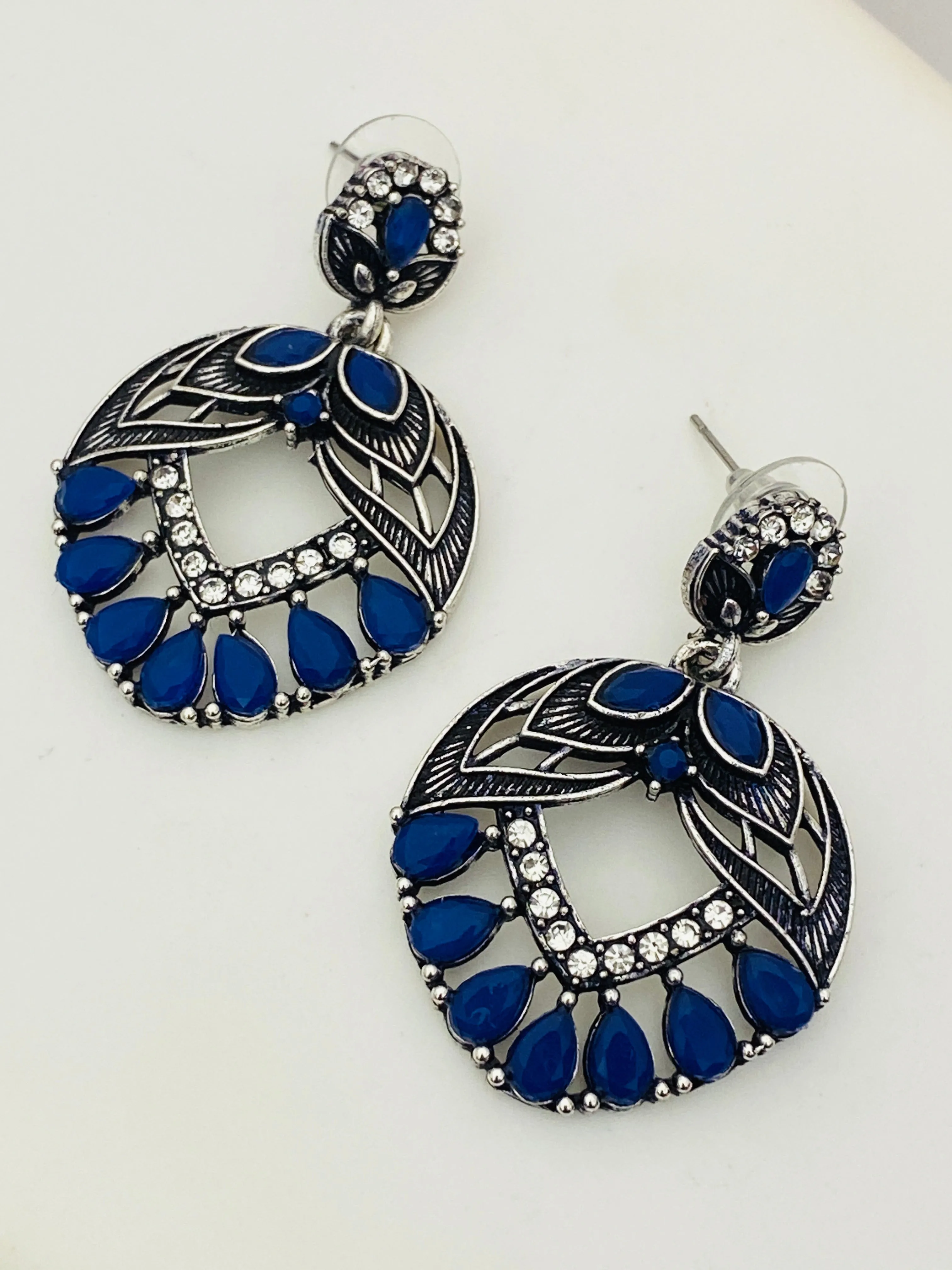 Dazzling Blue Color Leaf Design Oxidized Earrings