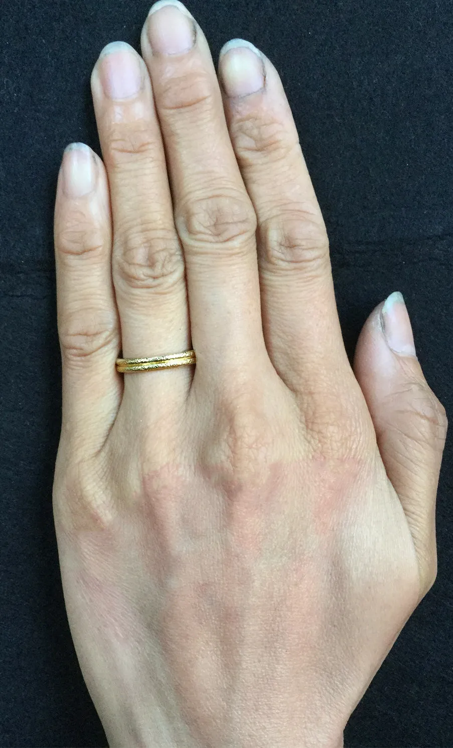 Delicate Double Band in 18k Gold