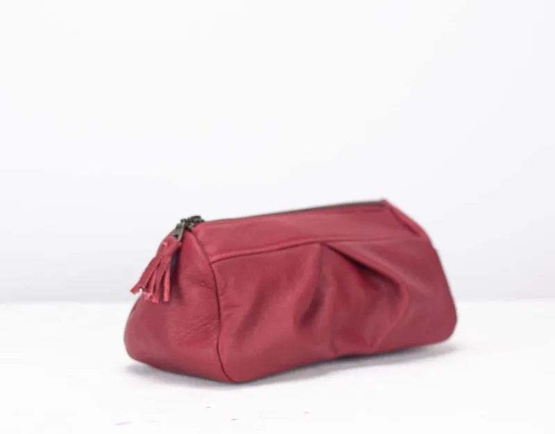 Estia case - Deep red leather