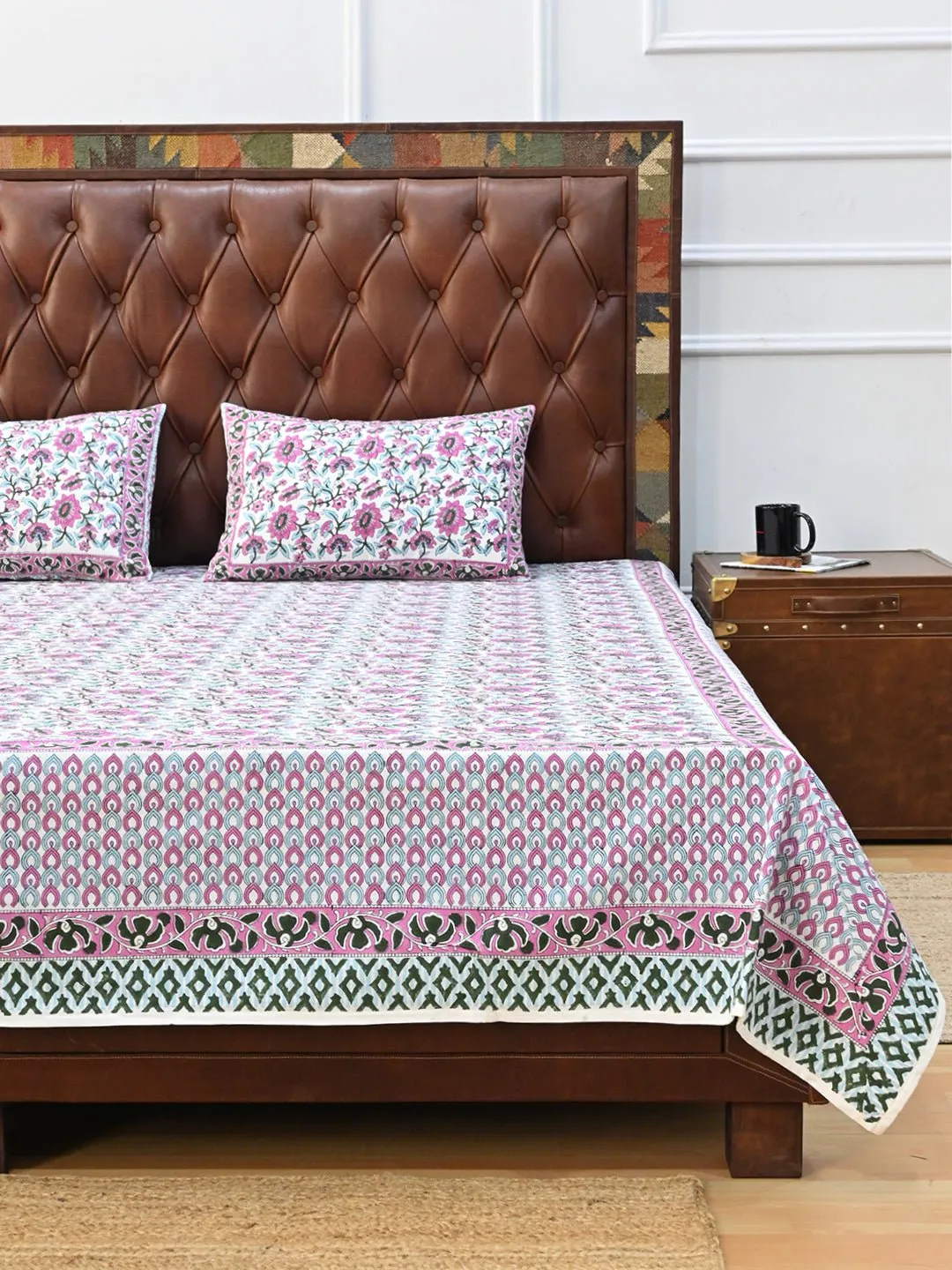 GULMARG PINK COTTON PRINTED DOUBLE BEDSHEET WITH PILLOW