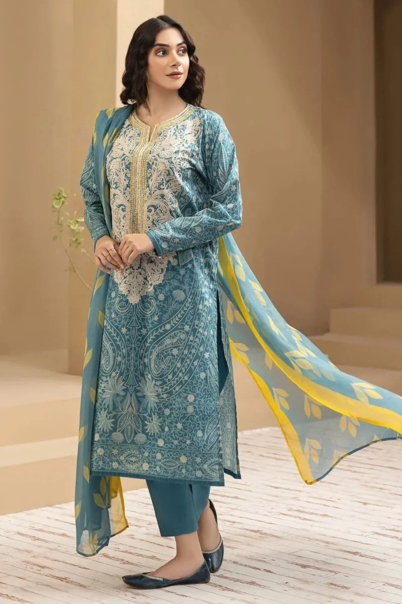 Limelight Embroidered Cambric Pakistani 3 Piece Suit LIM357