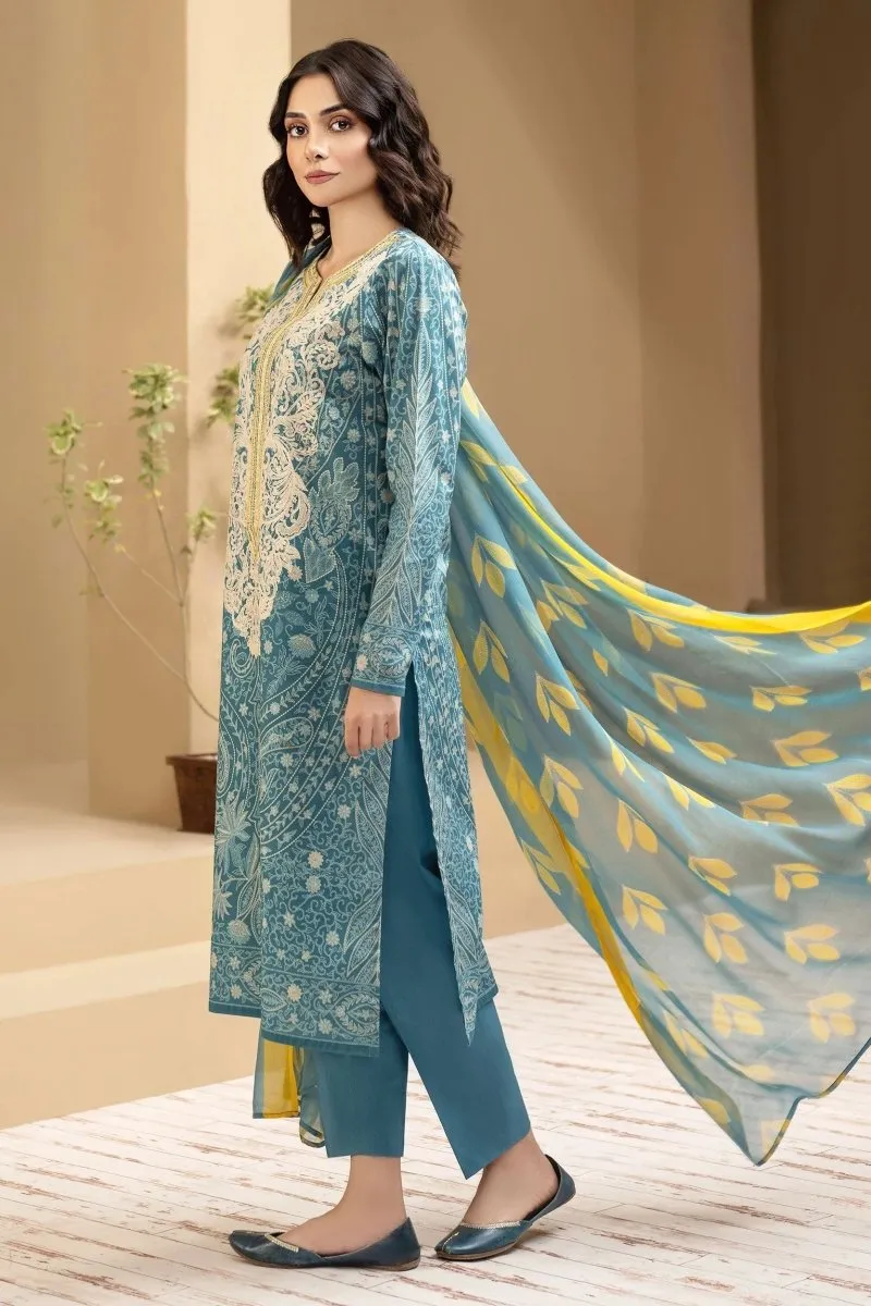 Limelight Embroidered Cambric Pakistani 3 Piece Suit LIM357