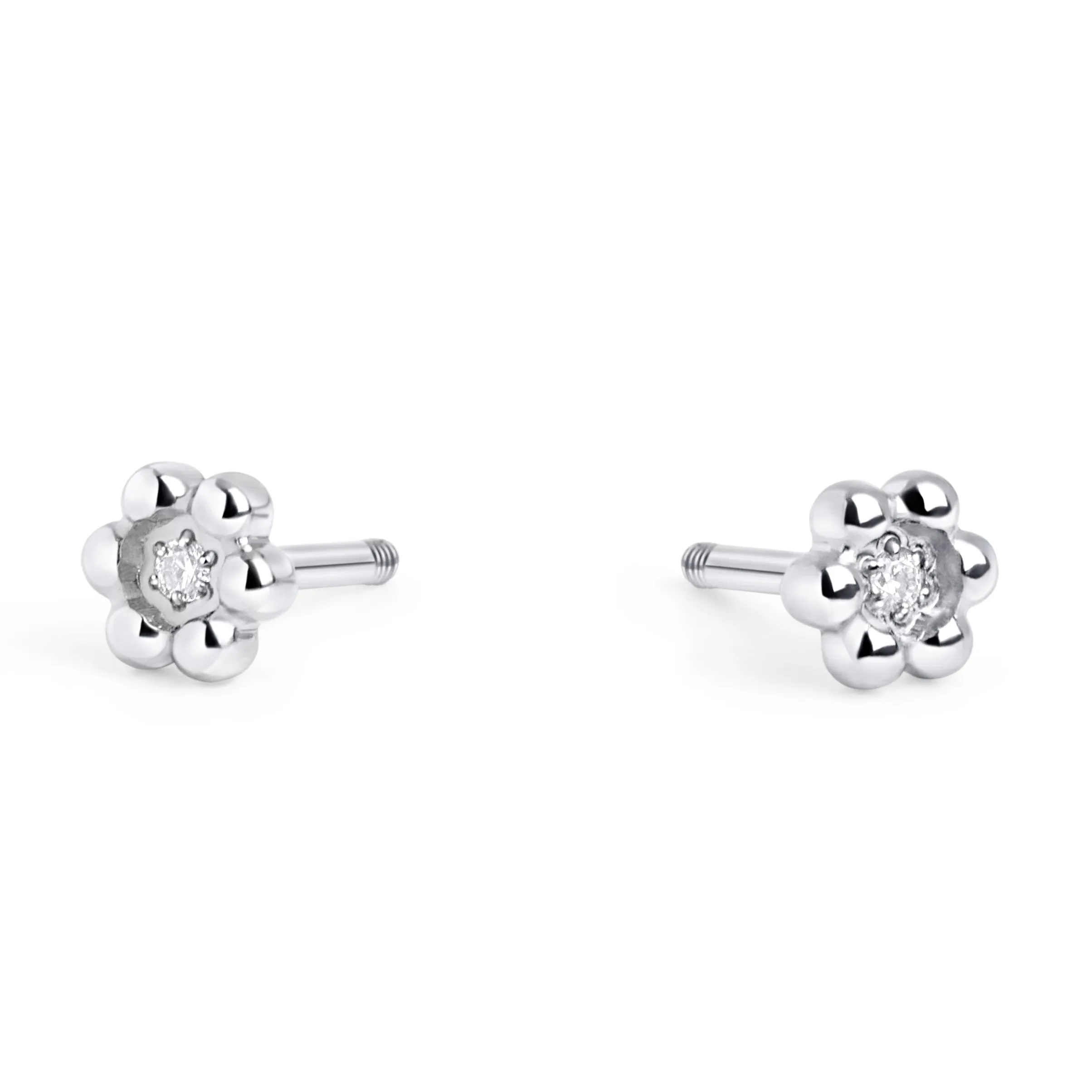 Lova Stud Earrings