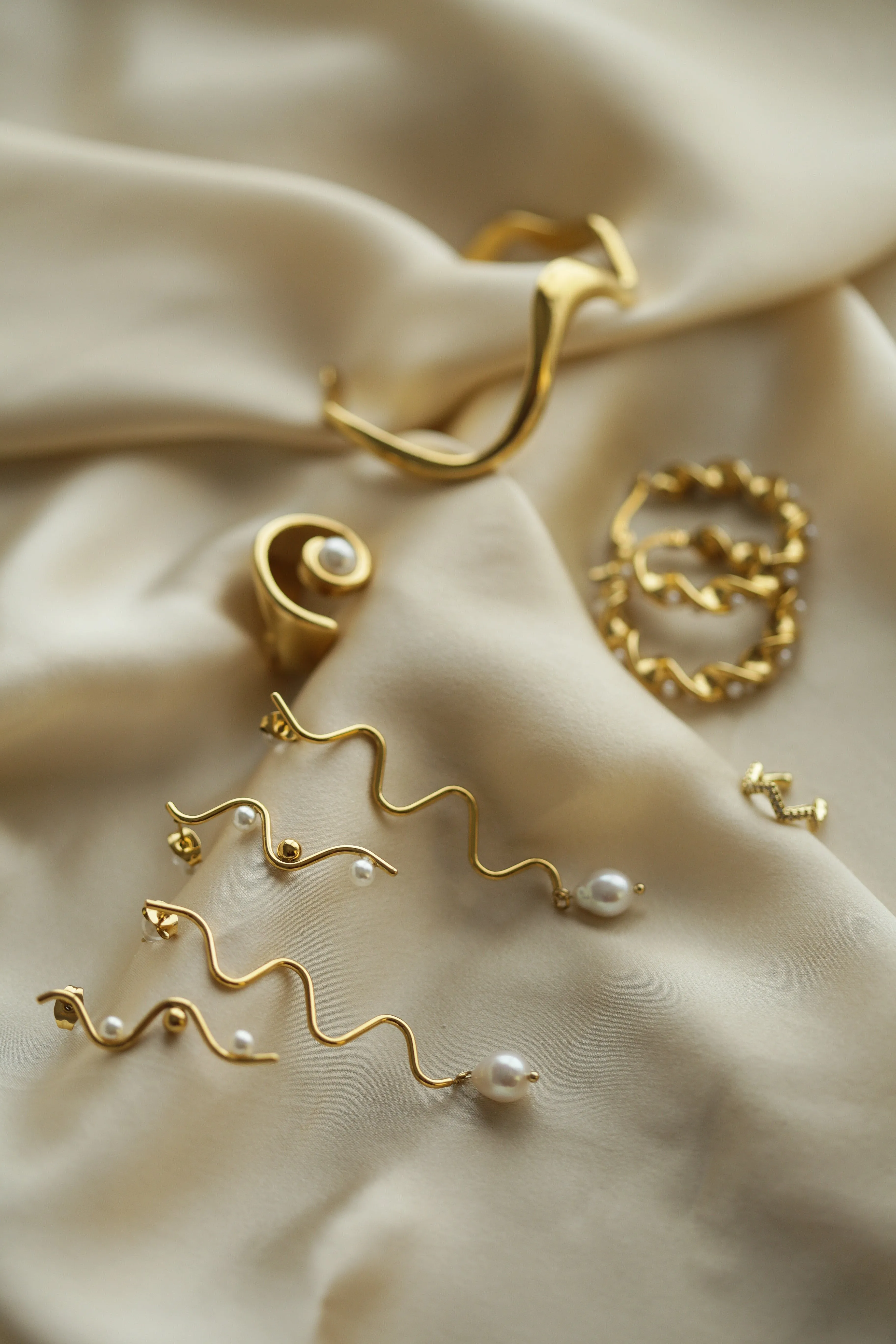 Wave & Pearl Drop Earrings